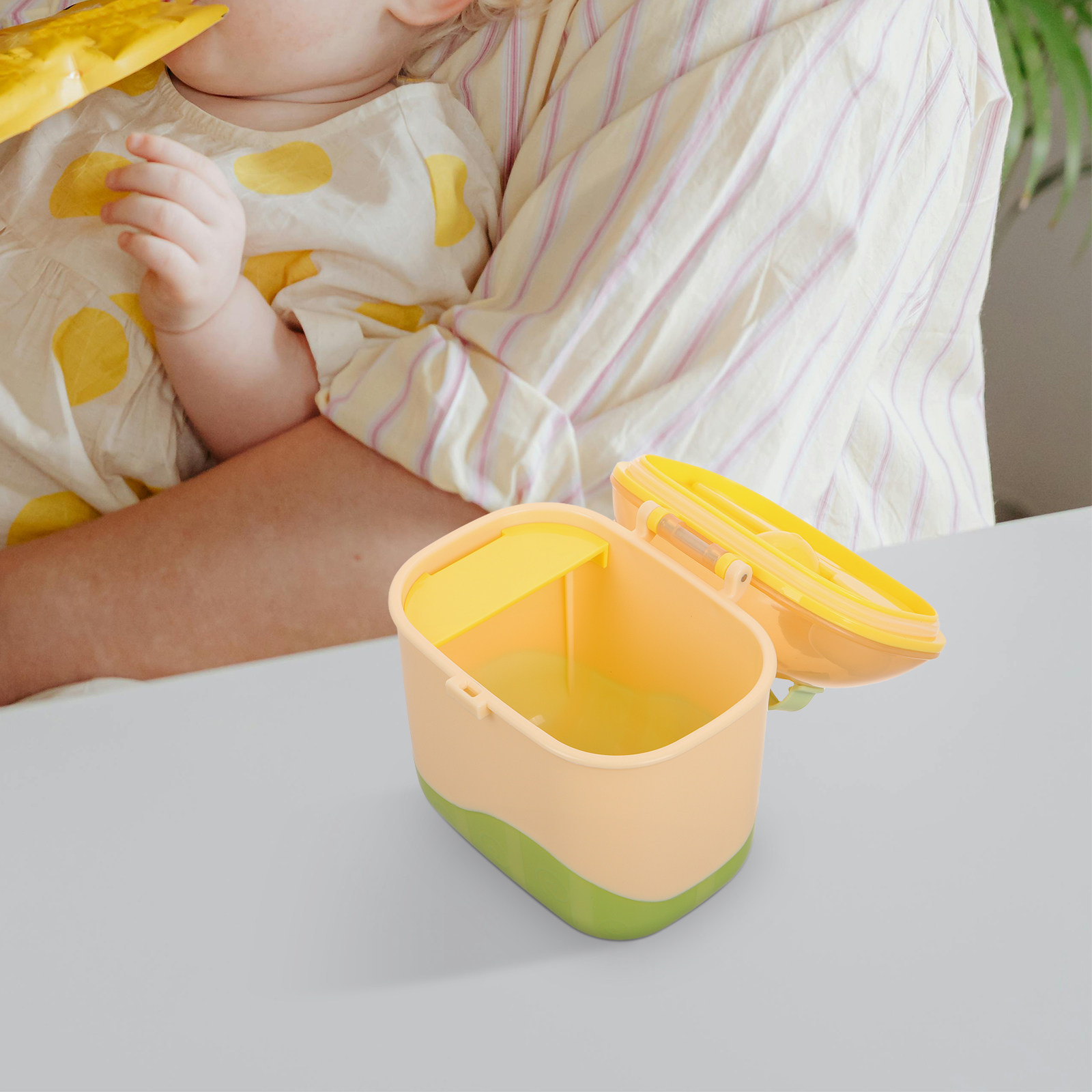 Przenośny wielokomorowy dozown – Formula Dispenser Portable recenzja i cena