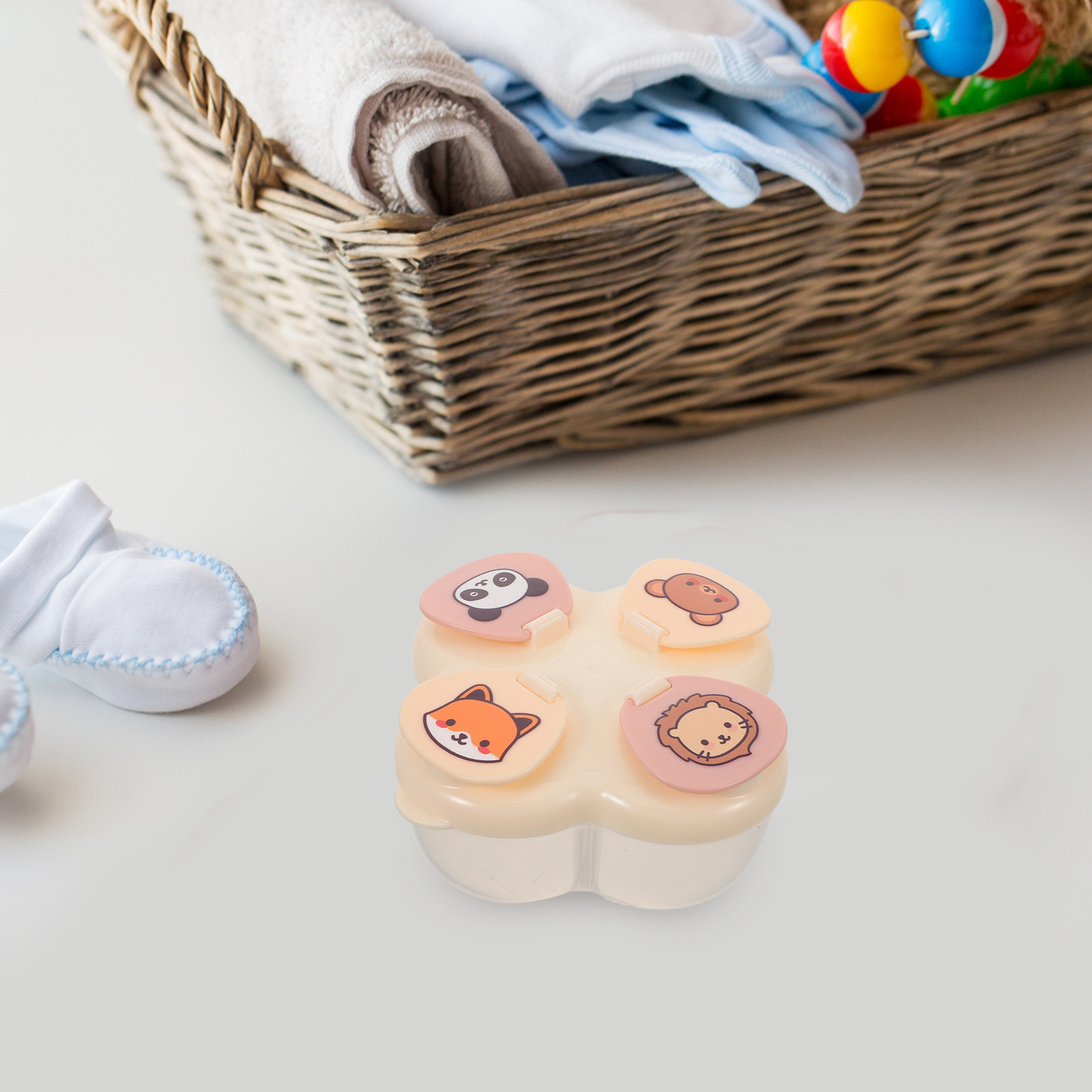 Przenośny pojemnik na mleko w  – Formula Dispenser Portable recenzja i cena
